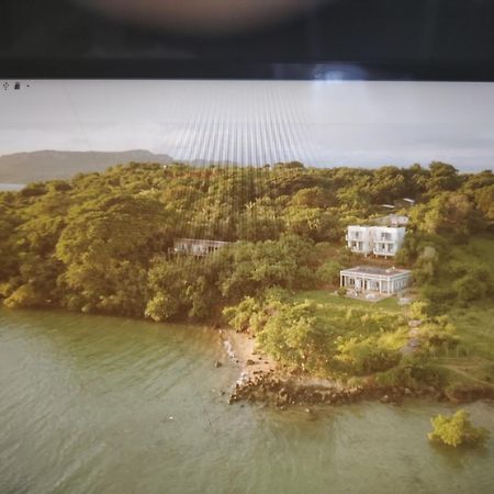 Hotel Riziky Antsiranana Exterior photo